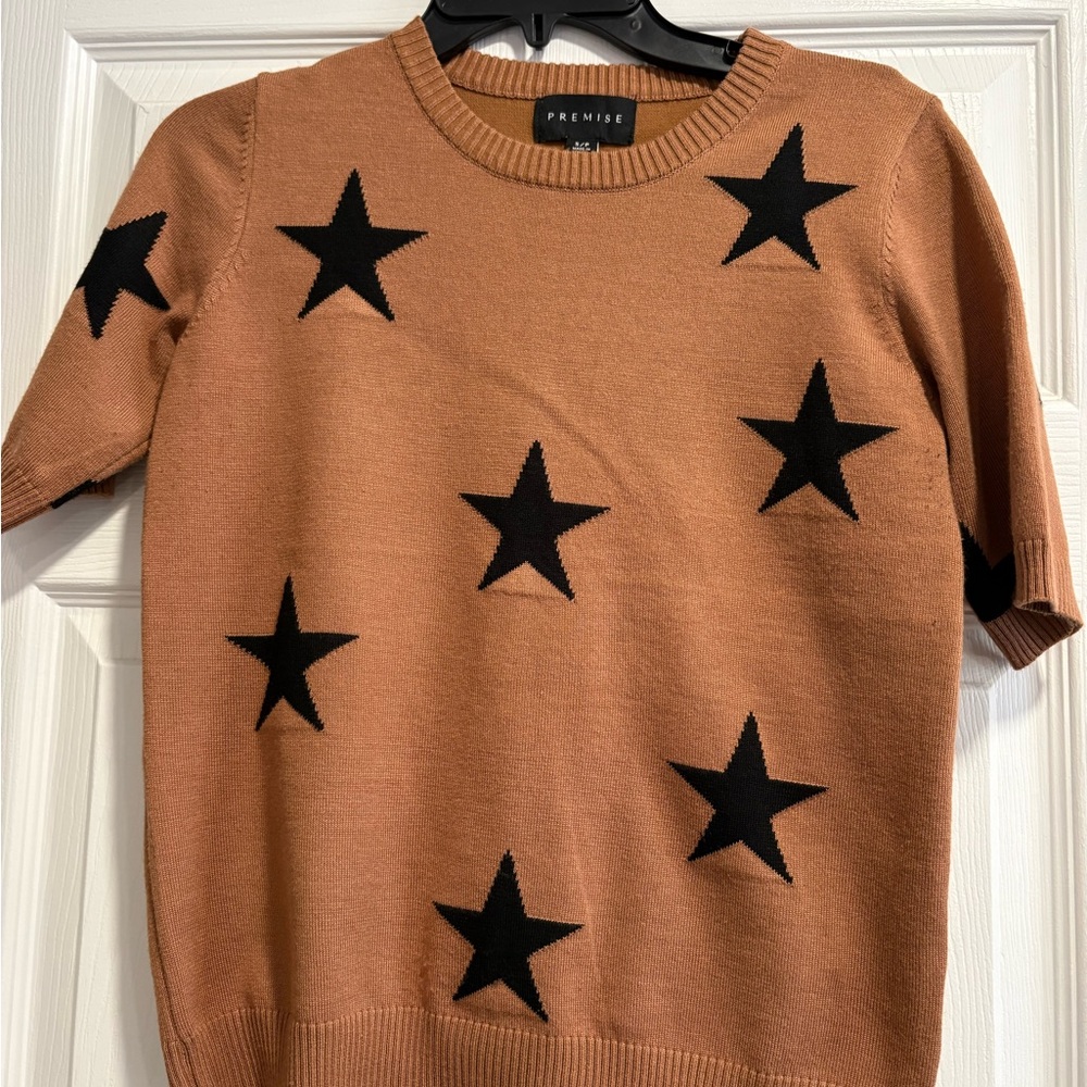 Premise Men's Brown Sweater with Black Stars